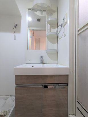洗面設備　☆嬉しい独立洗面台☆