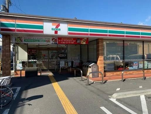 コンビニ　セブンイレブン 堺東雲東町店（コンビニ）まで185m