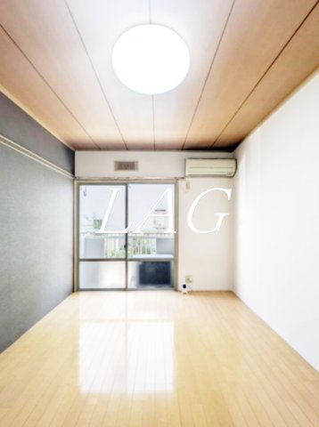 居室・リビング　洋室のお部屋です。