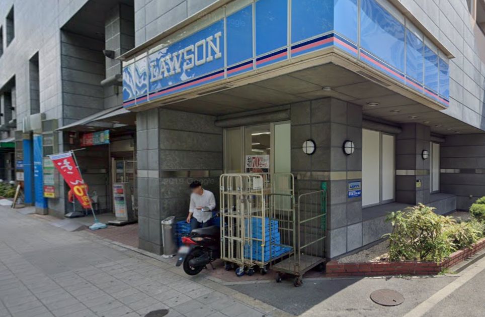 コンビニ　ローソン東成中道1丁目店（コンビニ）まで437m
