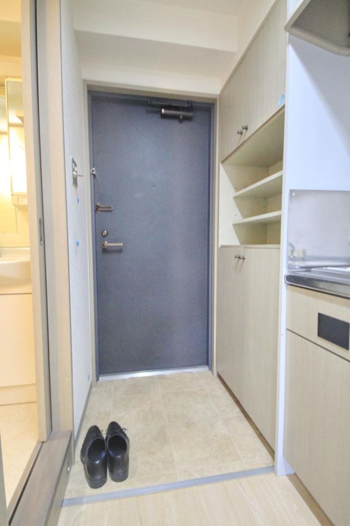玄関　同タイプ別部屋写真