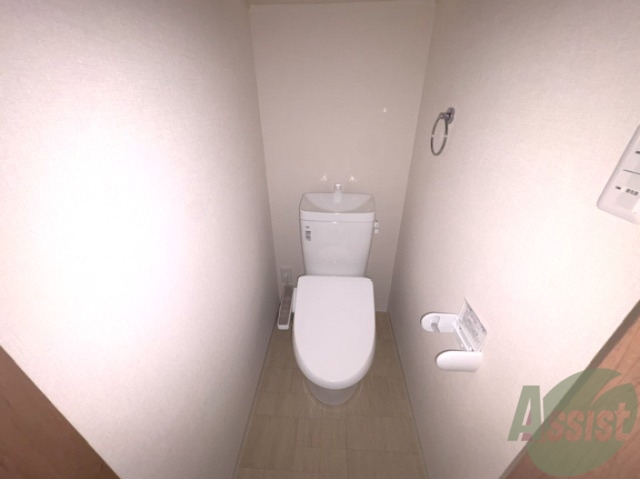 トイレ　トイレは、シャワートイレとなっております。