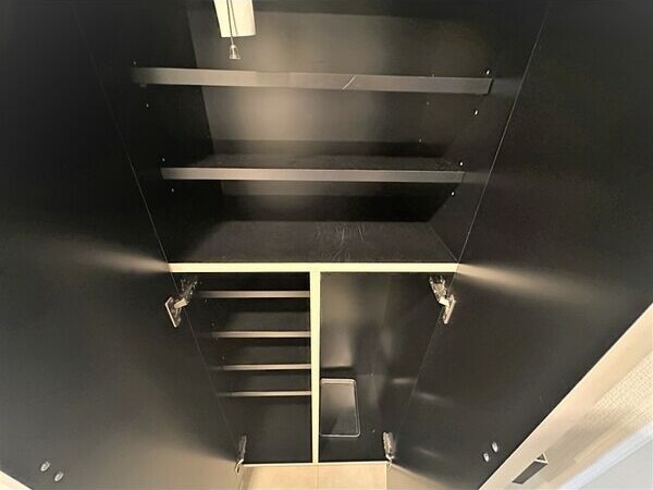 収納　※写真は同じマンションの違う部屋のものになります。