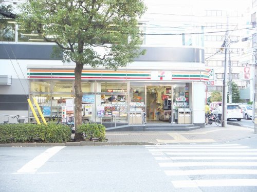 コンビニ　セブンイレブン 船橋市役所前店（コンビニ）まで215m