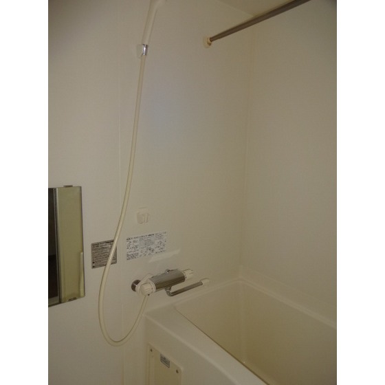 バス・シャワールーム　※同タイプの部屋の写真です