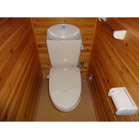 トイレ　※同タイプの部屋の写真です