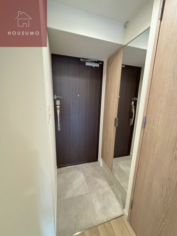 玄関　落ち着いた玄関です