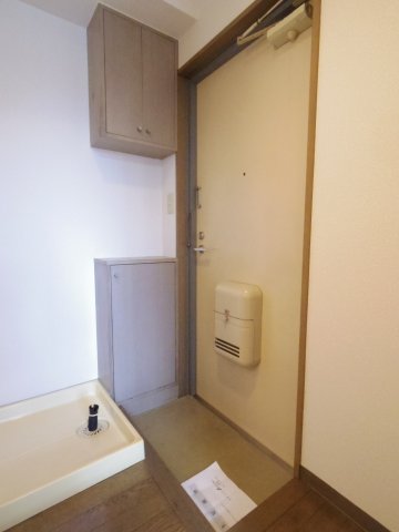 玄関　【参考写真】