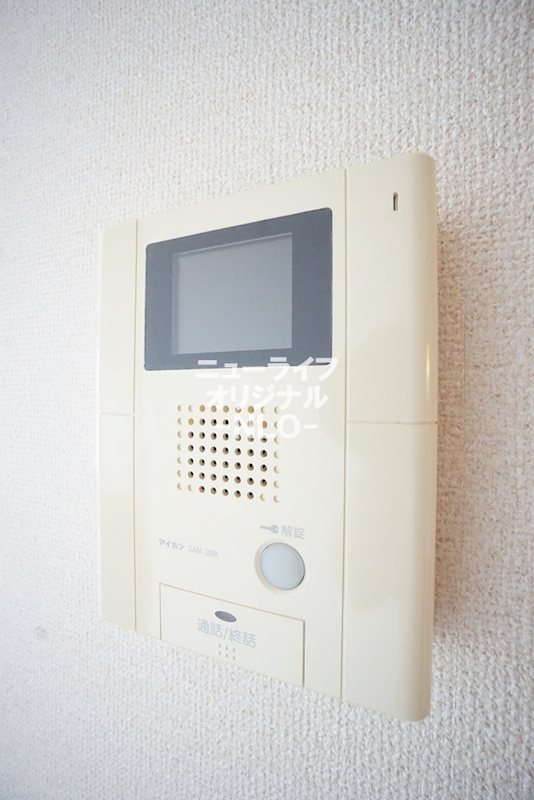 セキュリティ　事前に訪問者を目視してから対応できるTVモニターホン付☆