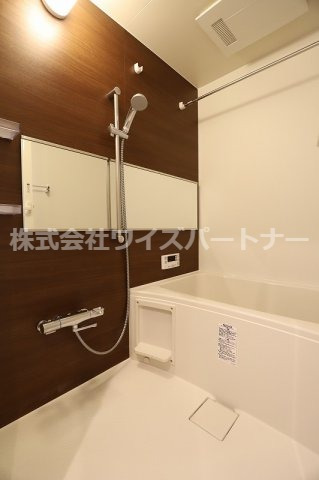 バス・シャワールーム　※別号室の為、現状優先。