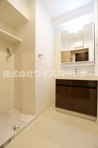 洗面設備　※別号室の為、現状優先。