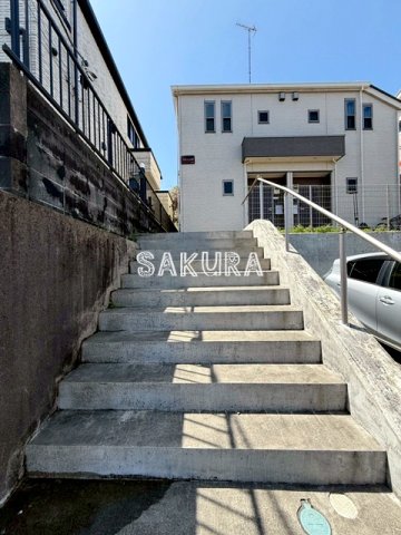 エントランス　お洒落な建物デザイン♪