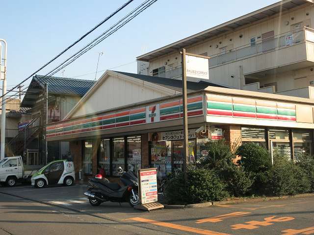 コンビニ　セブンイレブン（コンビニ）まで450m