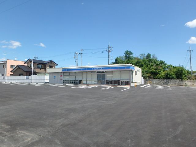 コンビニ　ローソン（コンビニ）まで270m