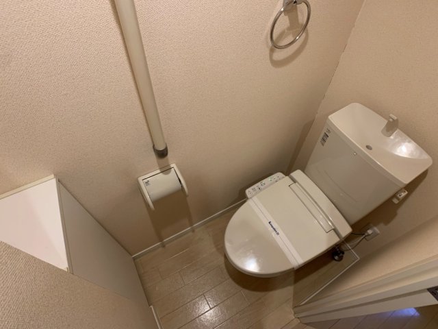 その他　温水洗浄便座。