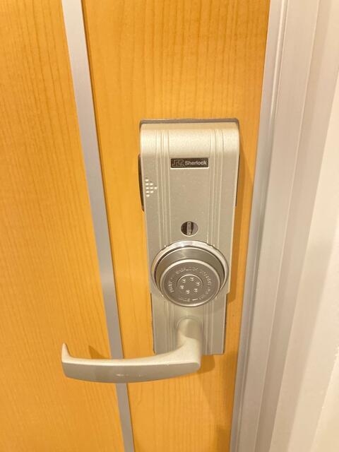 玄関　カードキータイプの玄関