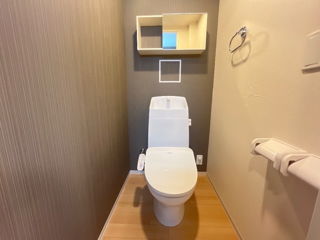 トイレ　イメージ