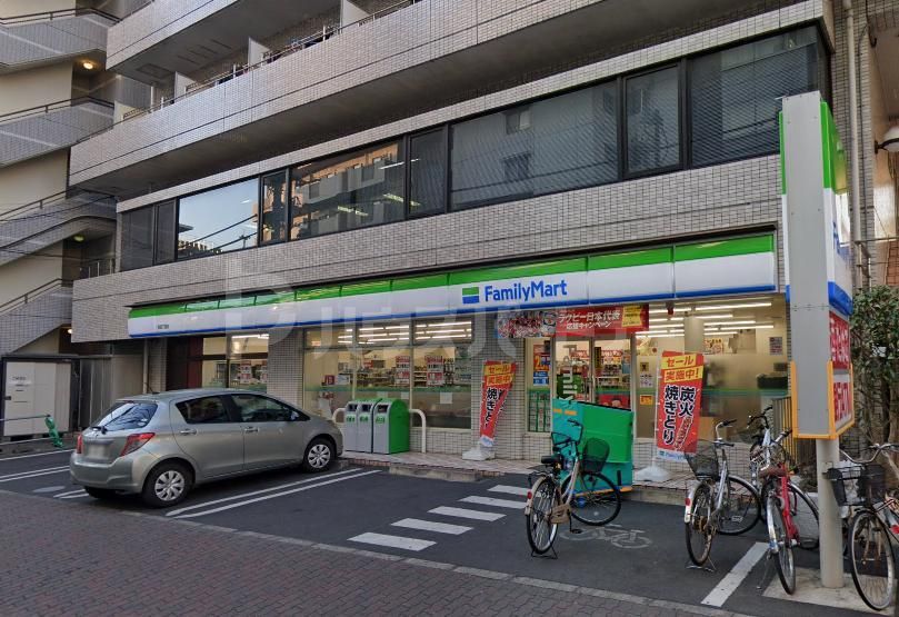コンビニ　ファミリーマート 柏四丁目店（コンビニ）まで20m