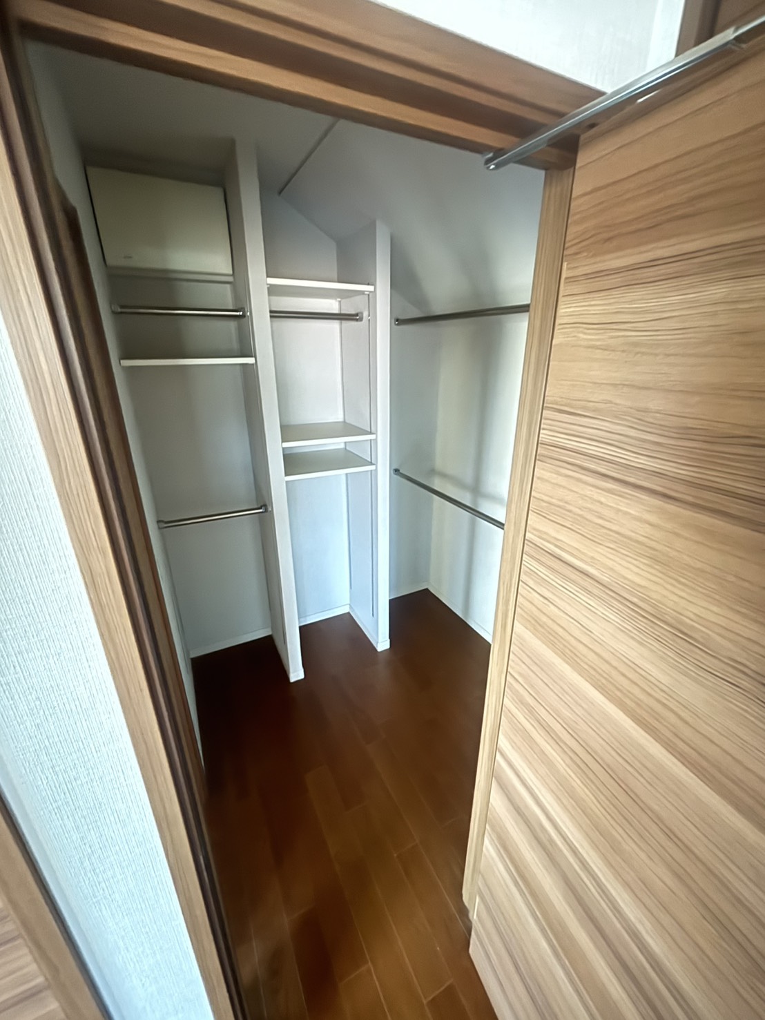 塩屋町6丁目戸建の内装写真