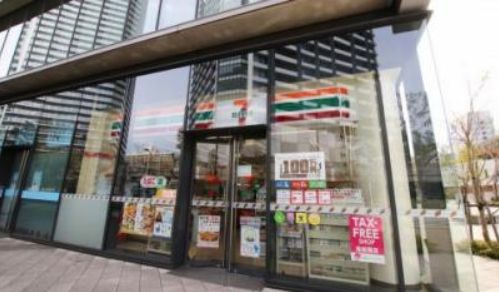 コンビニ　セブンイレブン晴海3丁目店（コンビニ）まで368m
