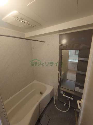 バス・シャワールーム　別部屋の参考写真です。