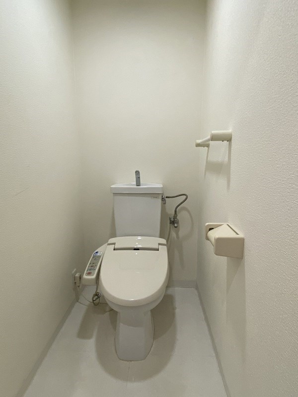 トイレ　※同物件別部屋参照※