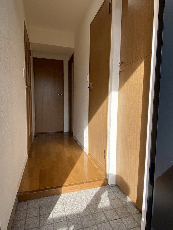 玄関　※同物件別部屋参照※