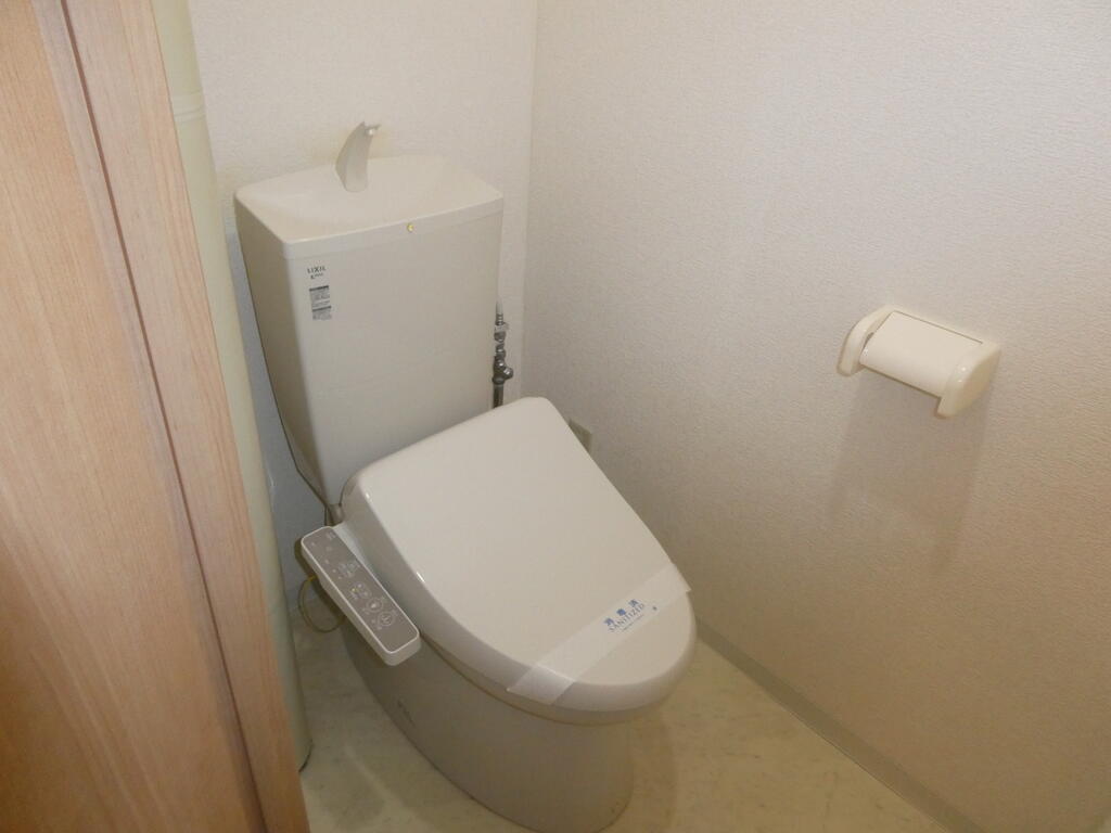 東建座間ハイツ1号棟のトイレ写真