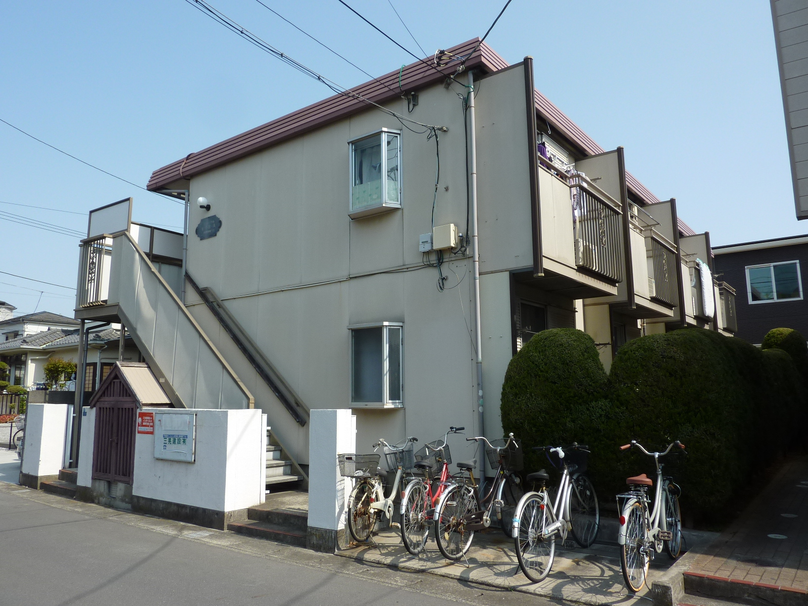 サンロイヤル壱番館A