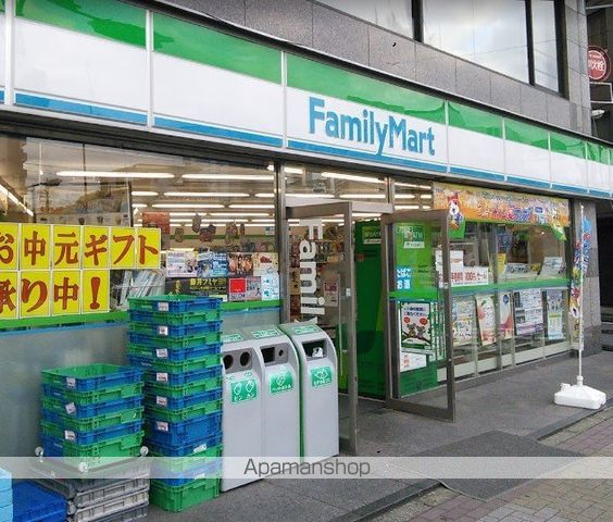 コンビニ　ファミリーマート北品川三丁目店（コンビニ）まで158m