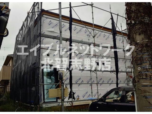 建物外観　建築中