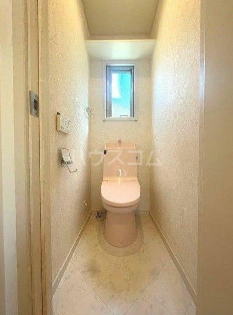 北小岩戸建のトイレ写真