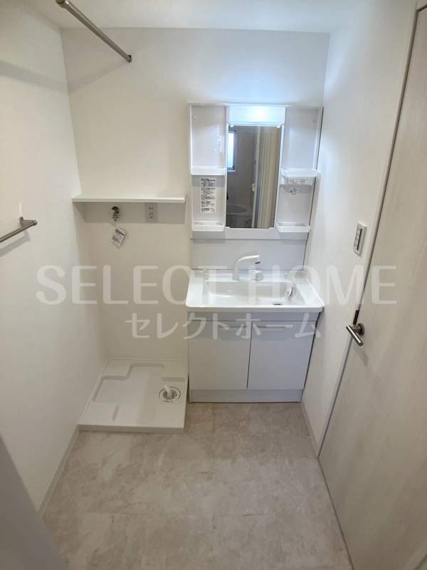 ＪＲ東海道本線 幸田駅 徒歩10分 3階建 築40年の内装写真