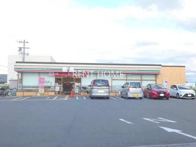 コンビニ　セブンイレブン羽曳野伊賀4丁目店（コンビニ）まで188m