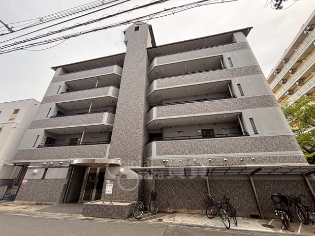 地下鉄御堂筋線 江坂駅 徒歩12分 5階建 築29年の外観写真