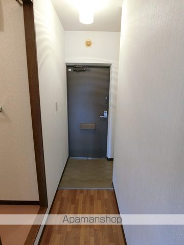 ＪＲ奈良線 新田駅 徒歩9分 5階建 築29年の玄関写真