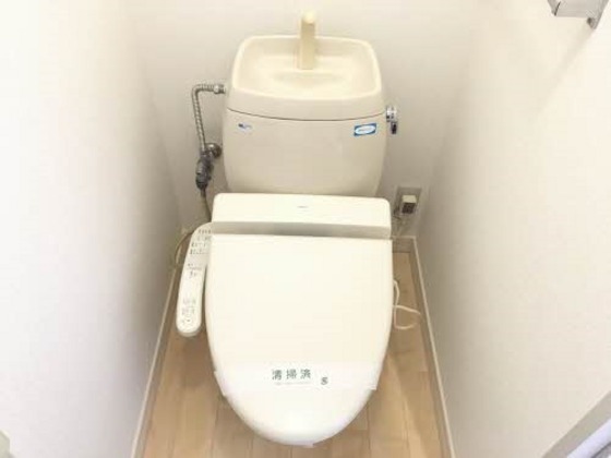 フレグランス・プラザ B棟のトイレ写真