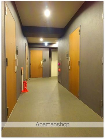 南海本線 難波駅 徒歩10分 15階建 築18年の外観写真