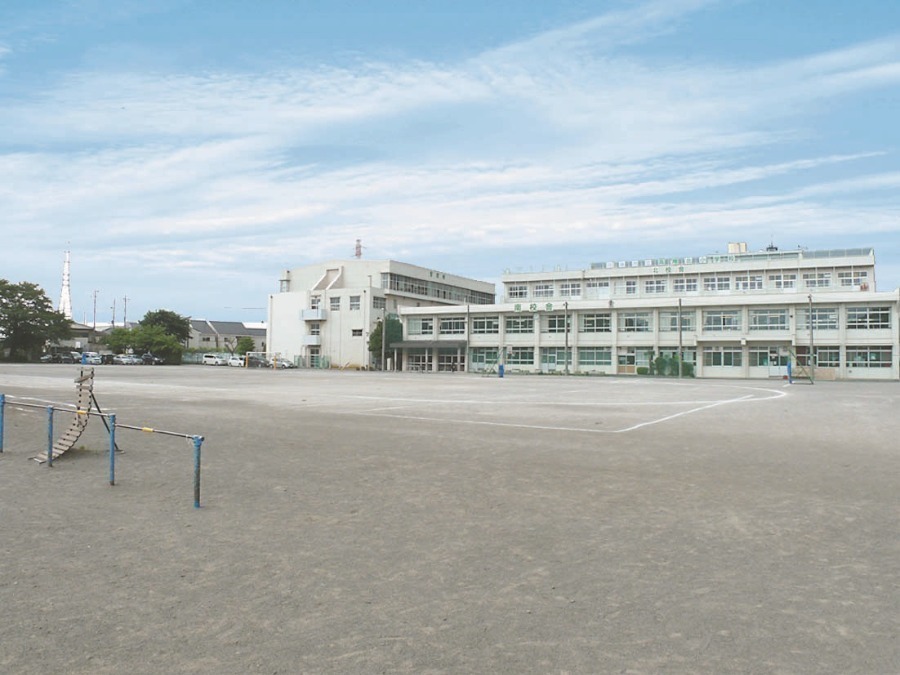カスタニーフェルトア新河岸の周辺写真