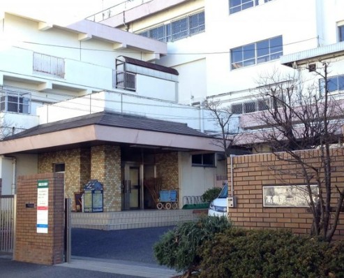 中学校　板橋区立高島第一中学校（中学校）まで664m