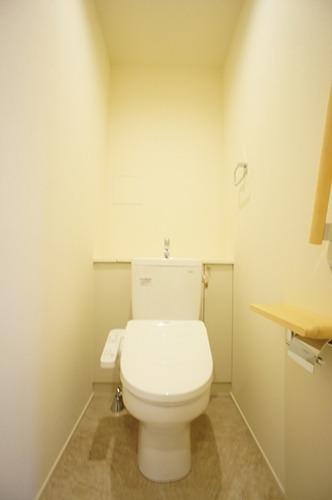 コンフォーザ大森のトイレ写真