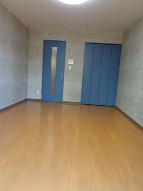 その他部屋・スペース　８．７帖の大きめのお部屋です☆