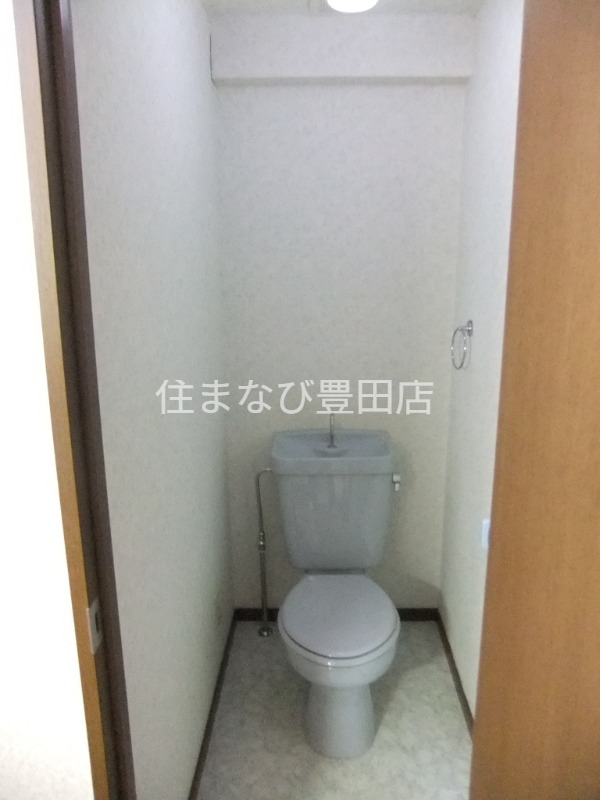 トイレ　同型タイプ