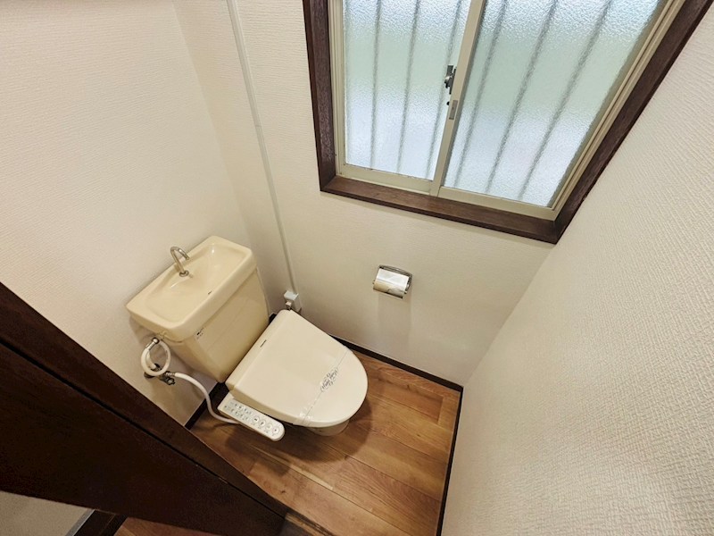 柏パークハイムB棟のトイレ写真