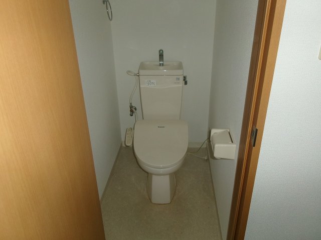 ノーブルハイム樽屋町のトイレ写真