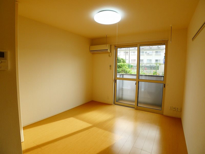 HODAKA Canal 15の居間写真