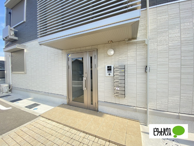 エントランス　エントランス