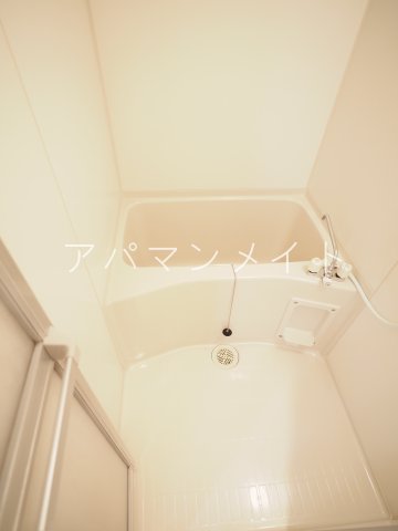 バス・シャワールーム　こちらで疲れを癒してください