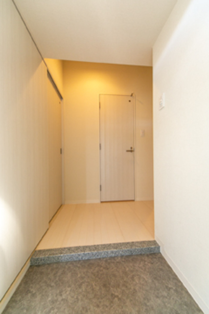 玄関　※写真は同タイプ住戸です。