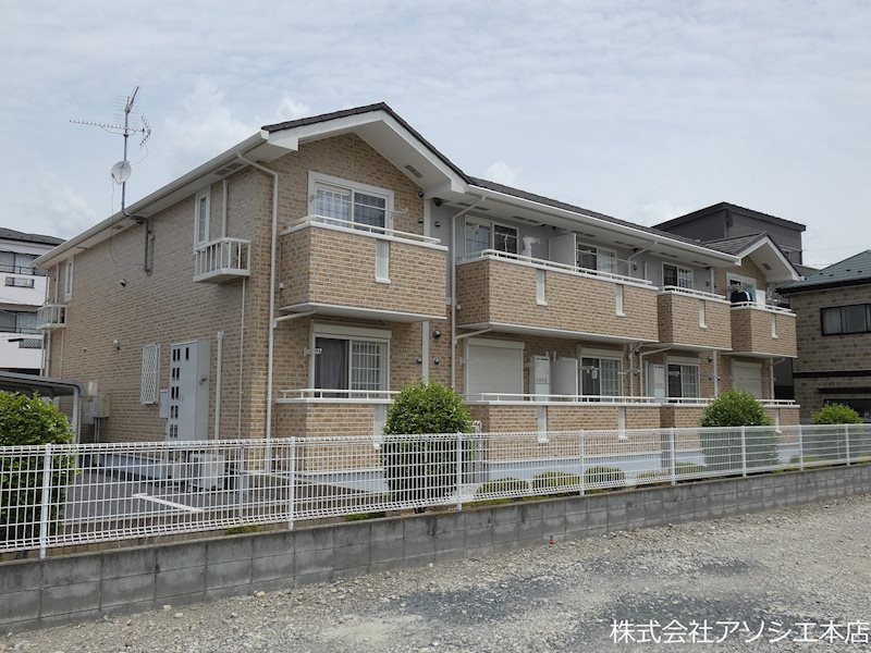 建物外観　アパートメント　ノイのご紹介は住まいの窓口アソシエにお任せく